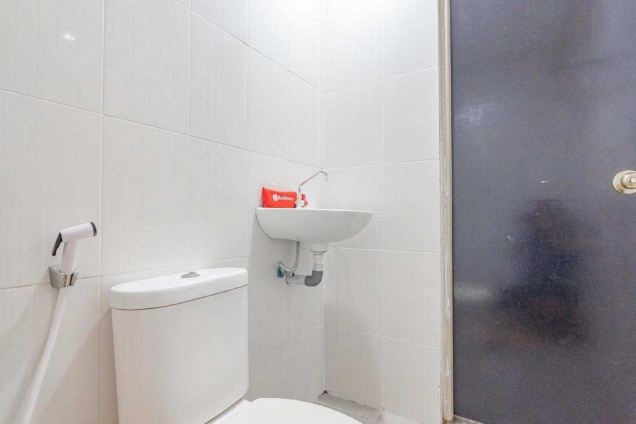 Reddoorz At Rajawali Km 5 Palangkaraya Otel Dış mekan fotoğraf